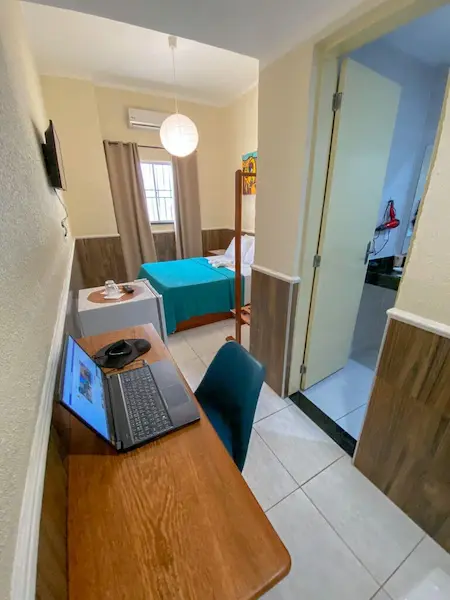 2022-06-15-Pousada-Quarto-02-0017_edited-tiny