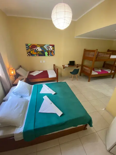 2022-10-24 Pousada Quarto06 - 0012