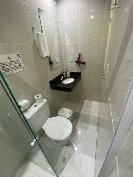 2022-10-24 Pousada Quarto06 - 0022