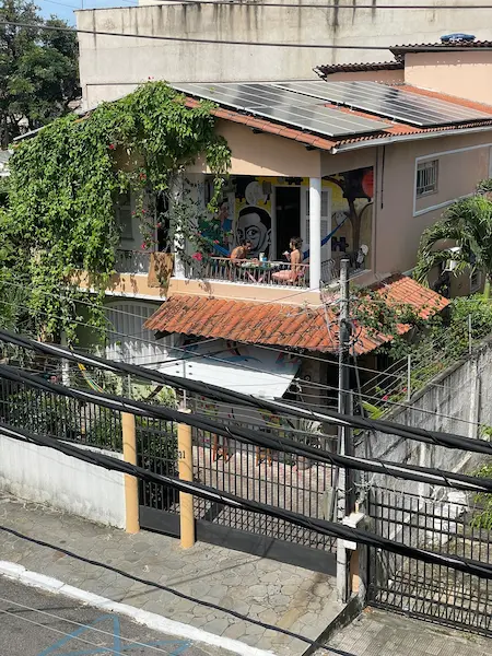 2024-03-24 Hostel por fora - (1)