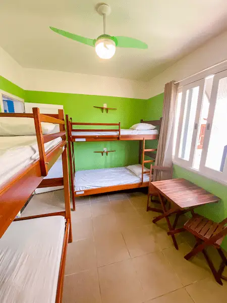 2023-03-25 Hostel Dormitorio 204 - 0003_edited