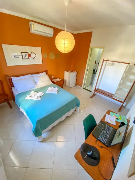 A Suite 18 da Refúgio Pousada Fortaleza para Casal. A Pousada é uma das melhores de Fortaleza