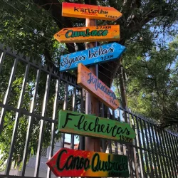 2022-02-17 Hostel Jardim frontal placas (5)