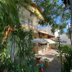 2022-10-06 Hostel por fora - 0005